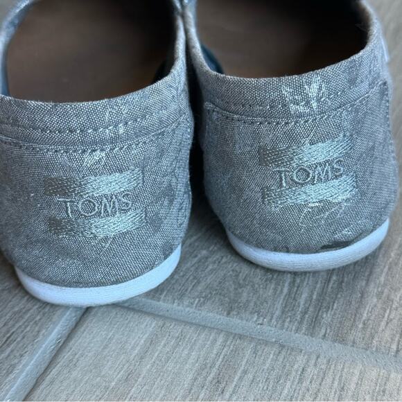 Toms Alpergata Gray & Silver Feather Size 8 Loafer Flat Women’s Shoes - Picture 6 of 8